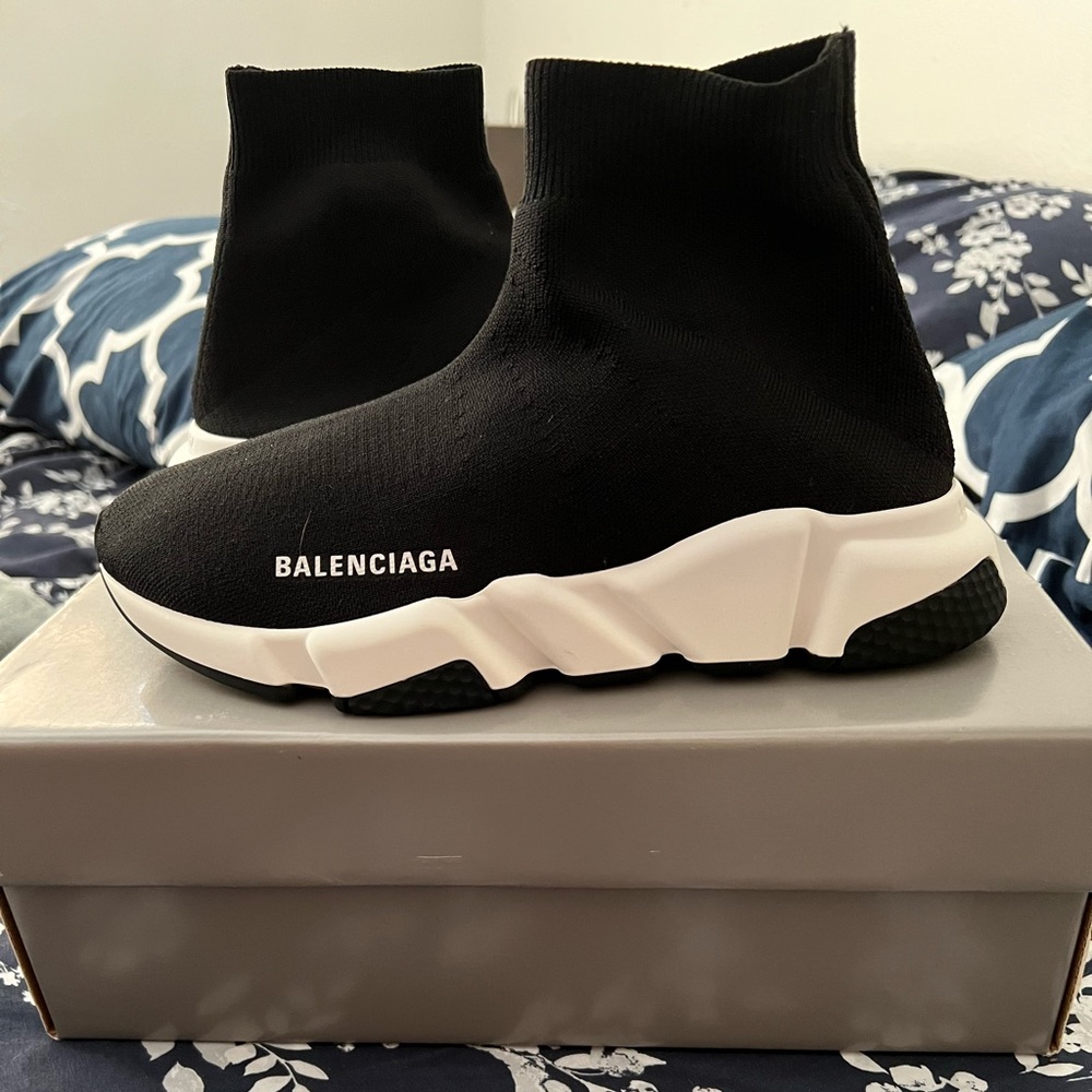 Balenciaga speed lt sneakers size 8 womens